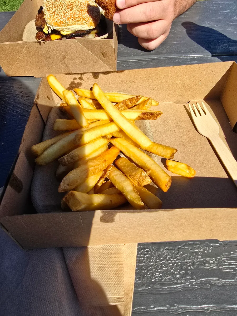 Food & drink, Dyment's Burgers