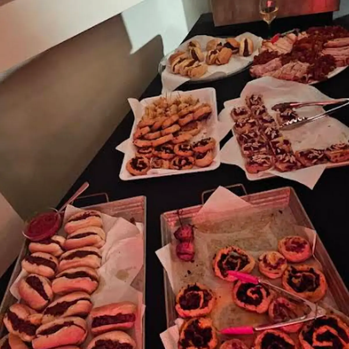 Food & drink, Mangeons Maison Plats Cuisinés-Comptoir-Traiteur