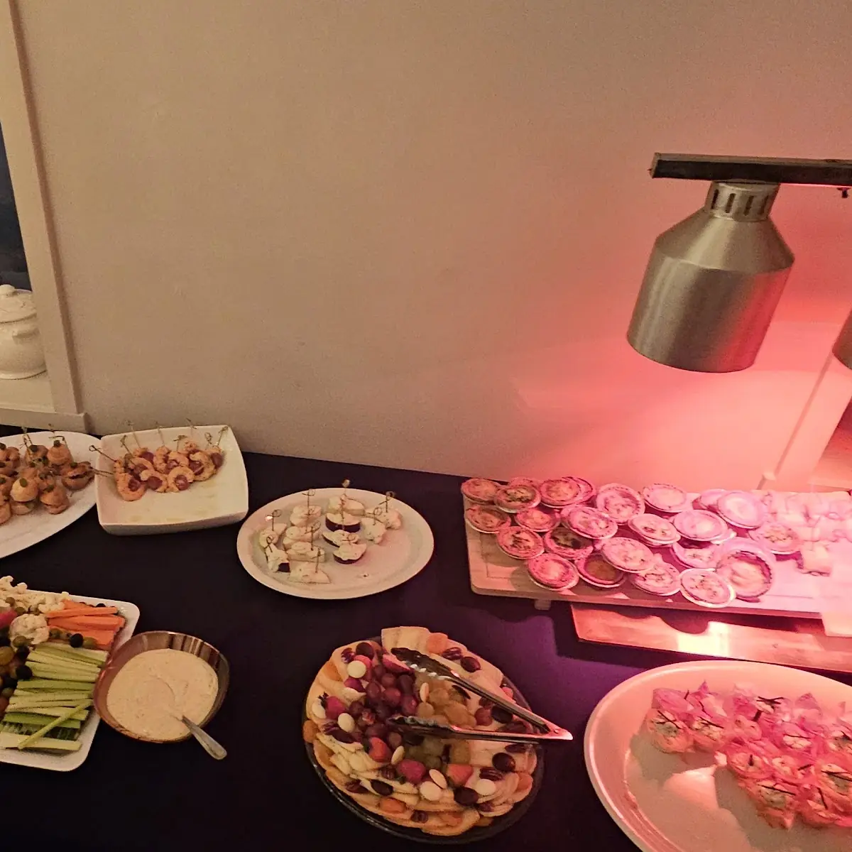 Food & drink, Mangeons Maison Plats Cuisinés-Comptoir-Traiteur