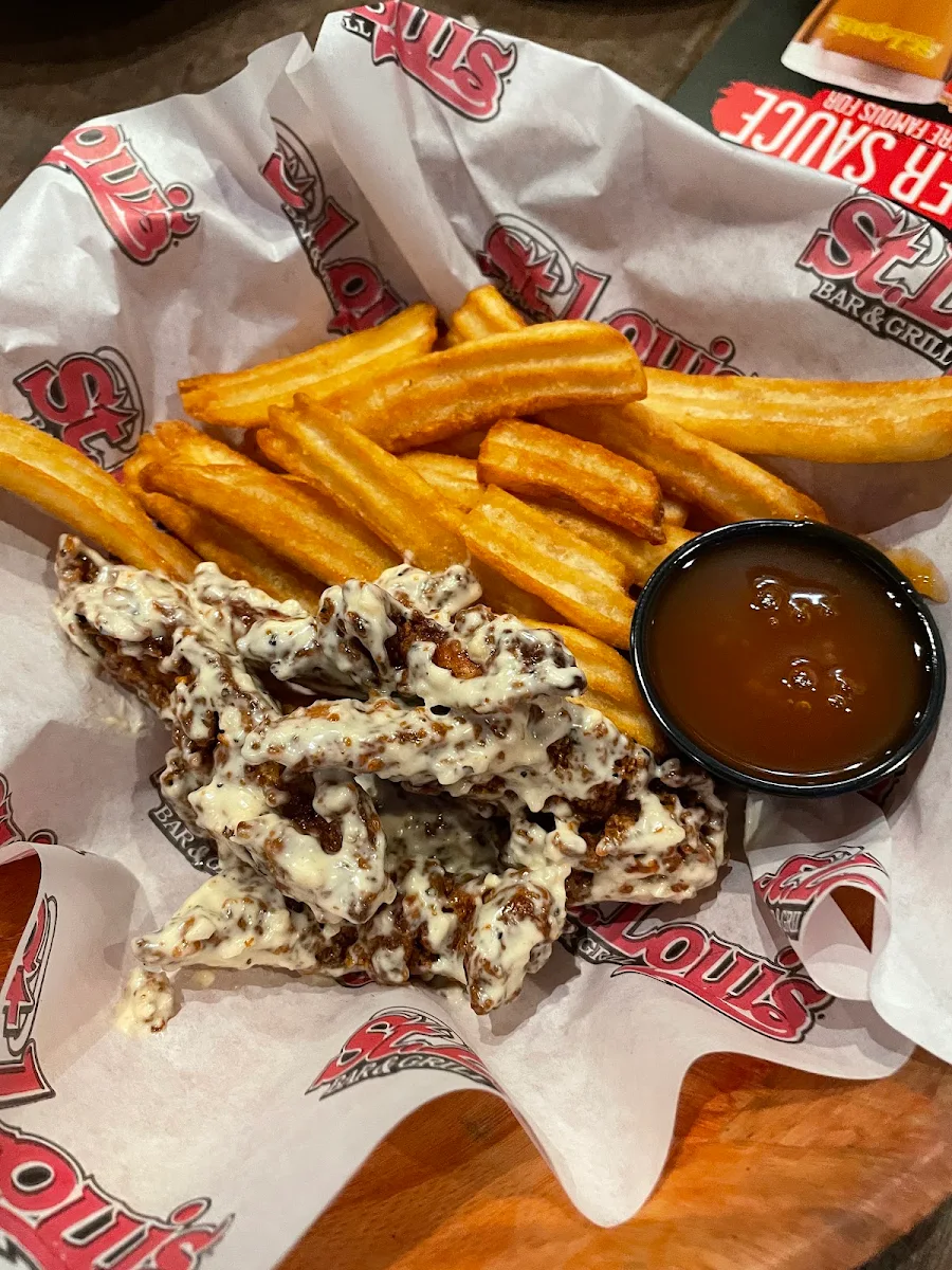 Food & drink, St. Louis Bar & Grill
