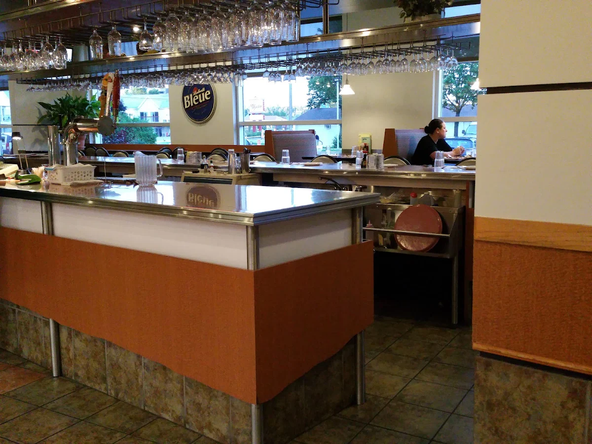 Vibe, Restaurant Tomas Tam Inc