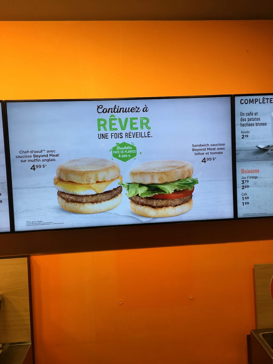 Menu, A&W Canada