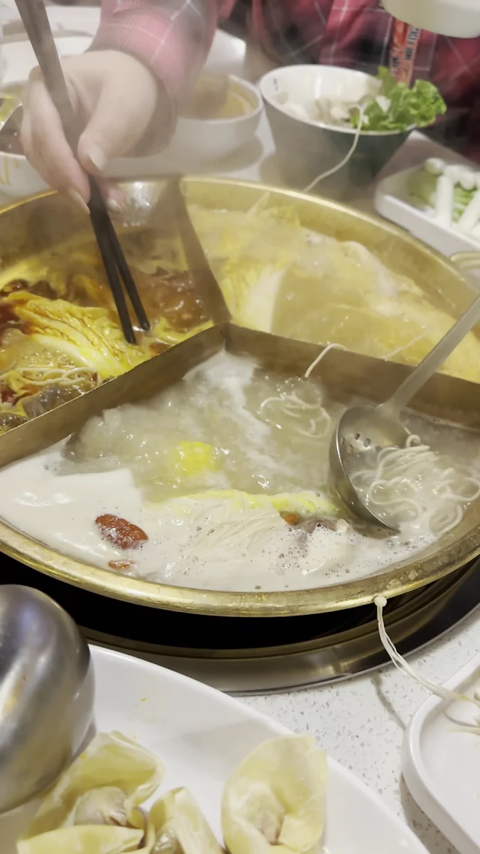 Food & drink, Shoo Loong Kan Hot Pot 小龙坎火锅