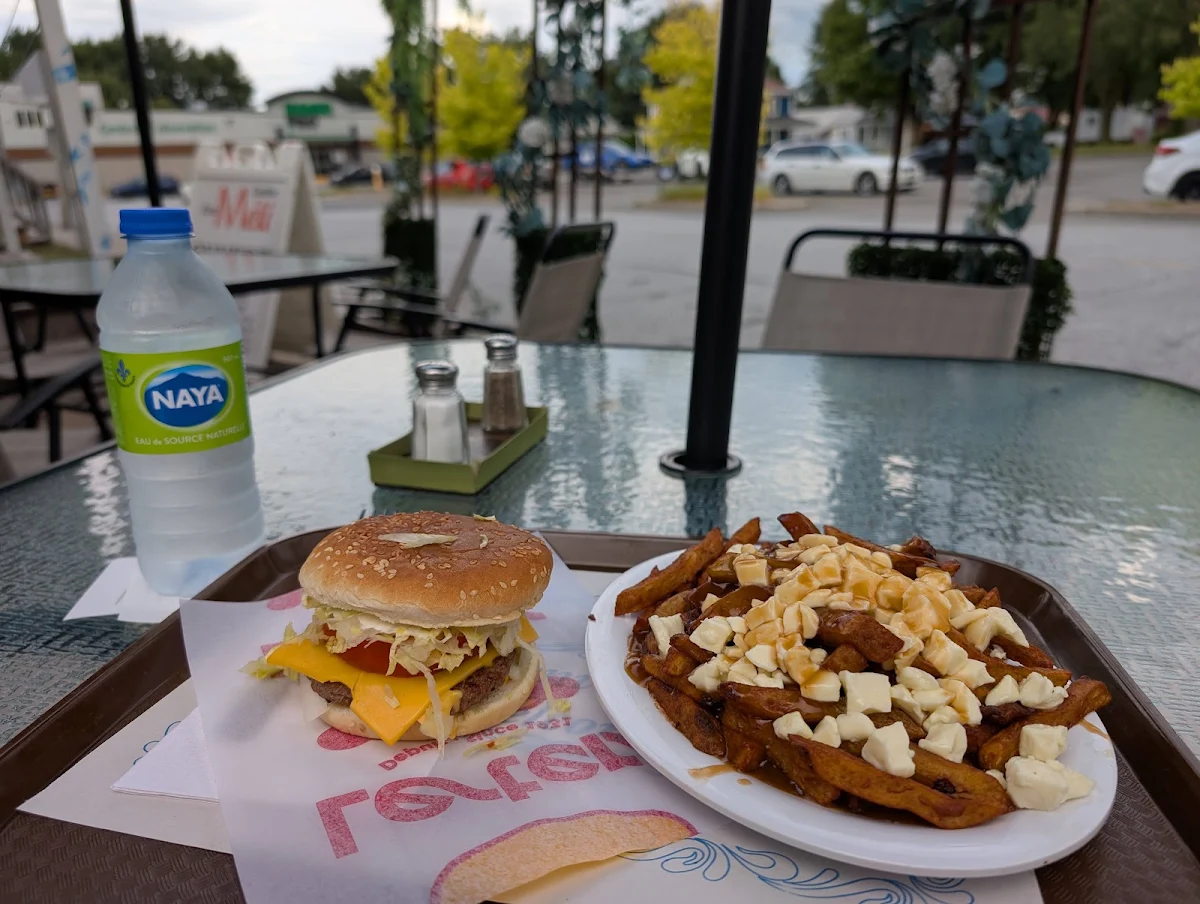 Food & drink, Cantine Ste-Helene
