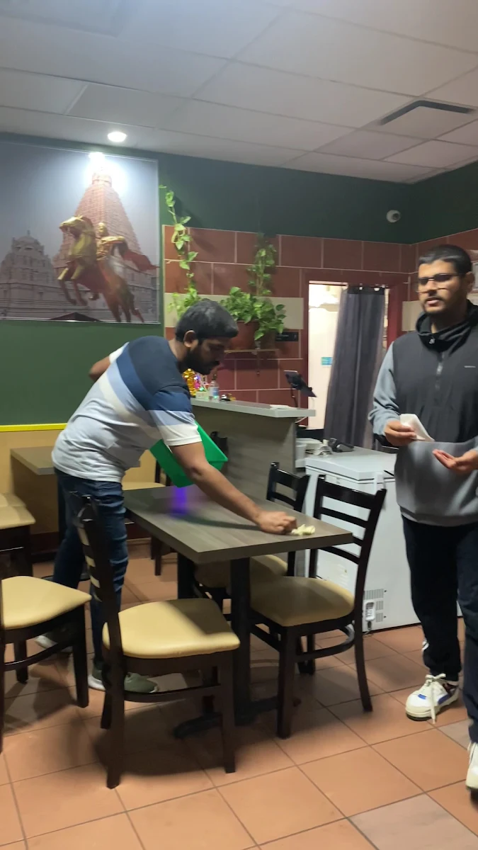 Vibe, Chola Indian Cuisine