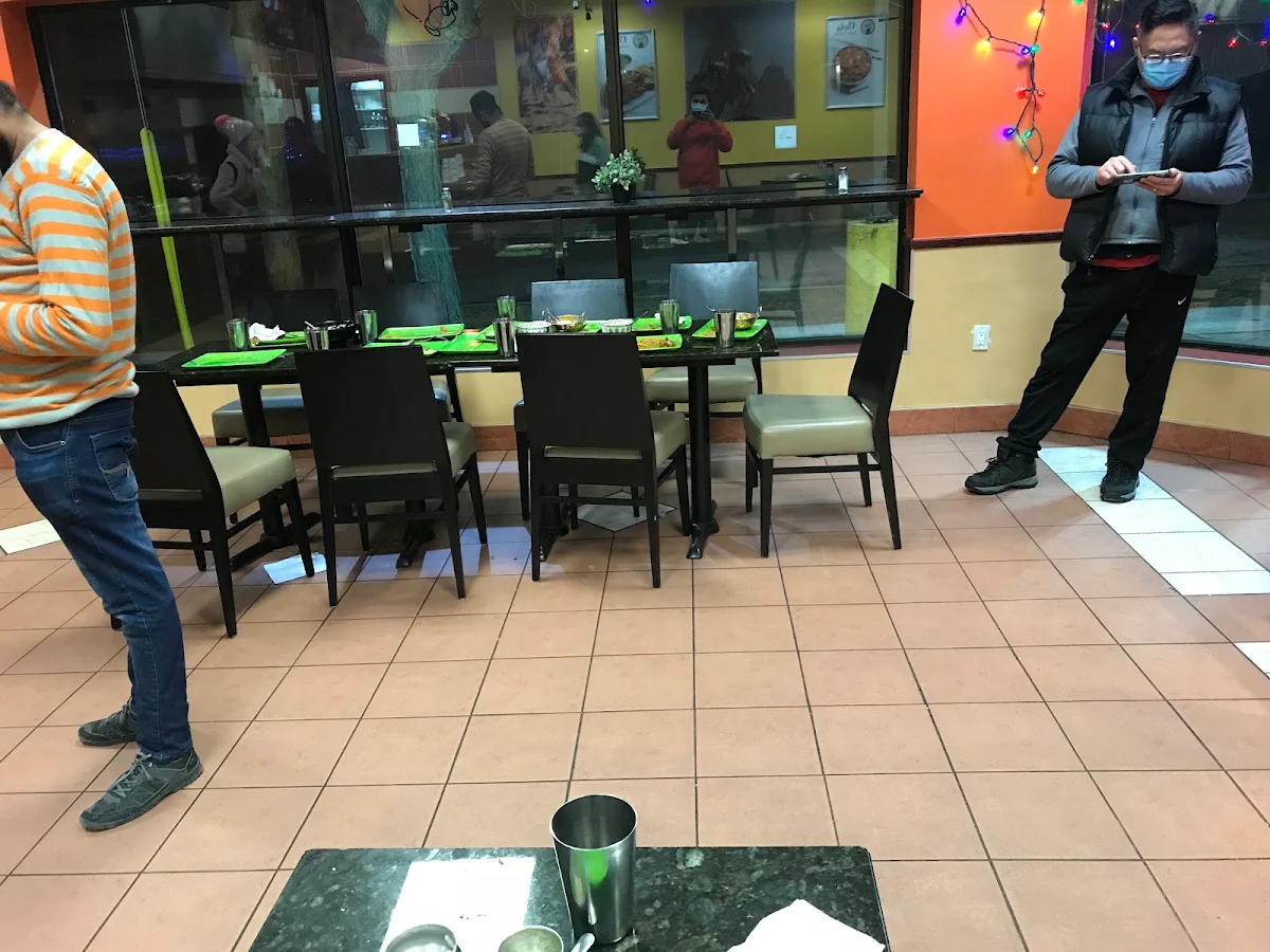 Vibe, Chola Indian Cuisine