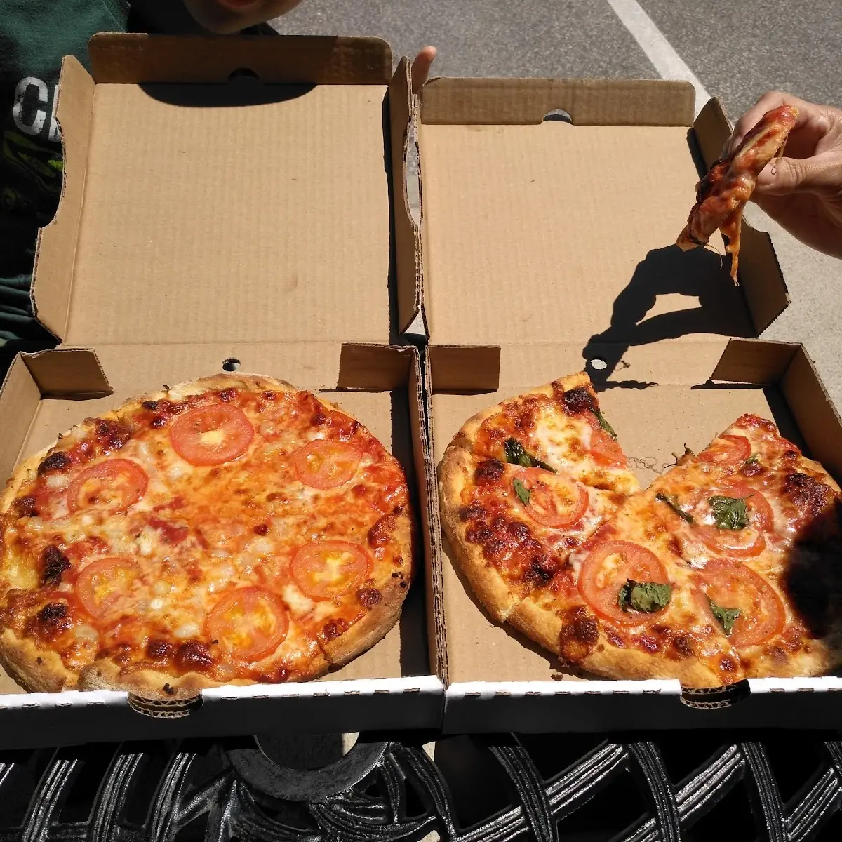 Food & drink, Antonino's Original Pizza—Tecumseh