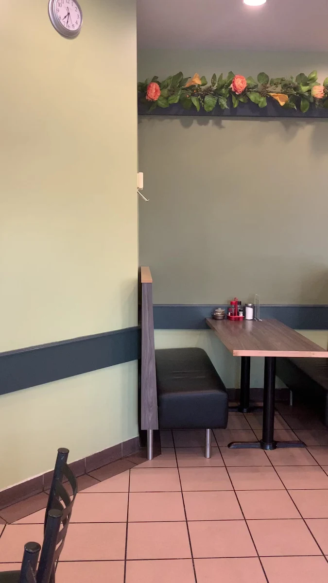 Vibe, 大明茶餐廳 Ming's Restaurant
