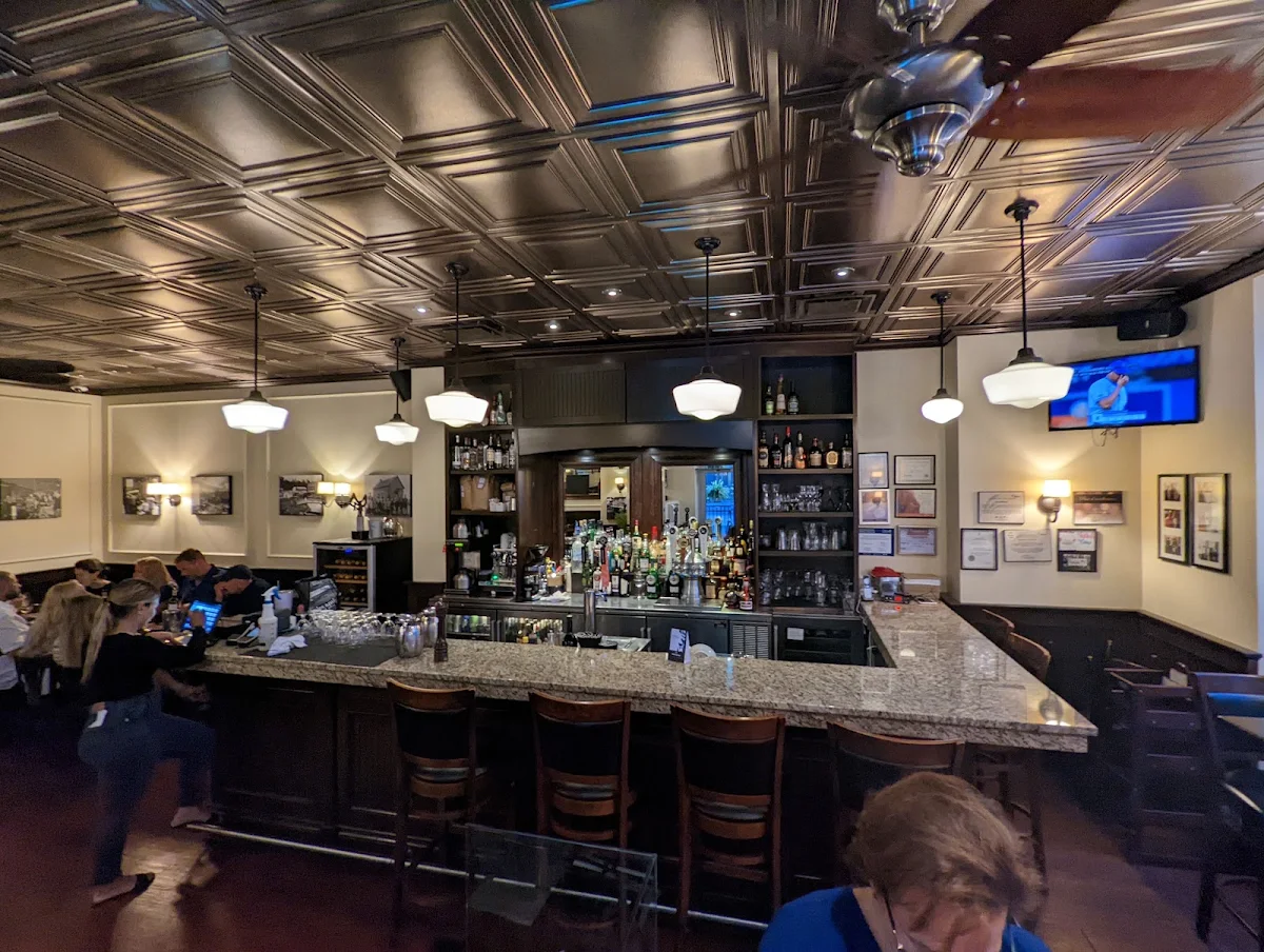 Vibe, St. Martha's Brasserie d'Orléans