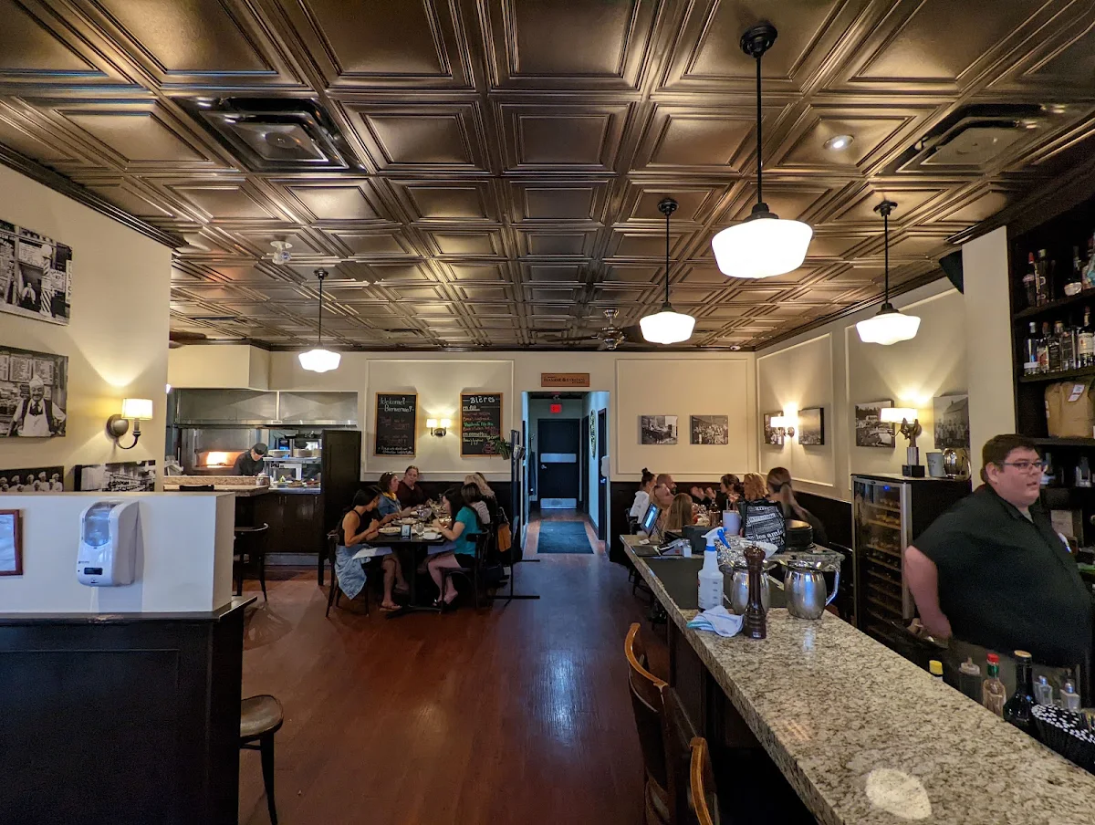 Vibe, St. Martha's Brasserie d'Orléans