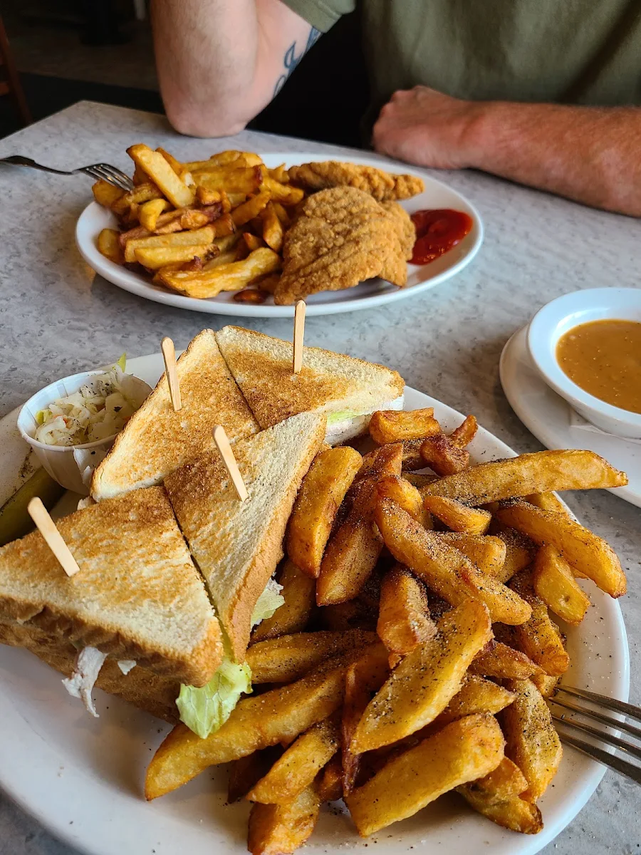 Food & drink, Russell Restaurant
