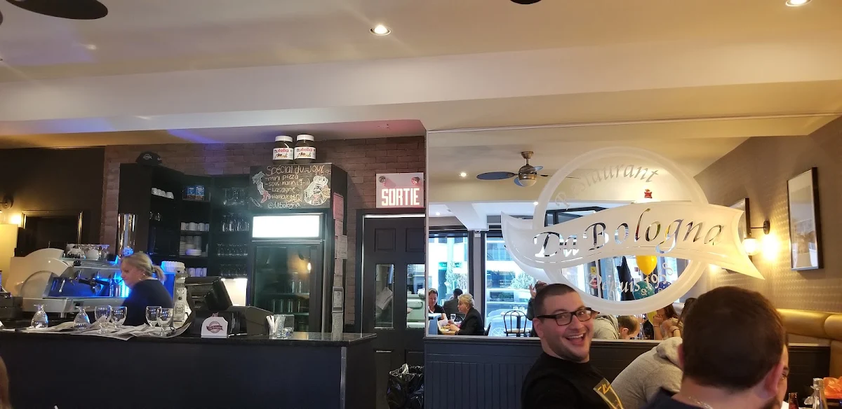 Vibe, Da Bologna Pizzeria