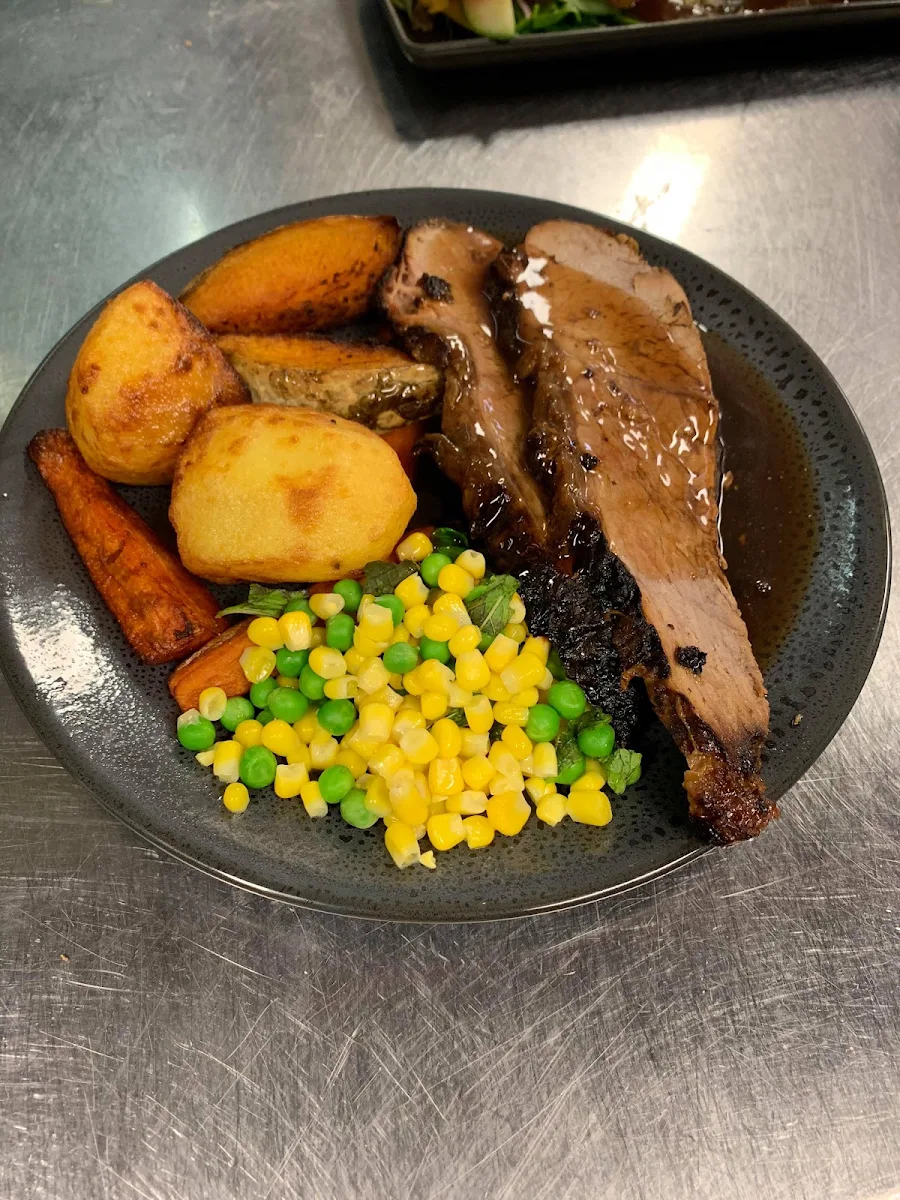 Food & drink, Flight Restaurant (Mantra Hotel Hobart Airport)