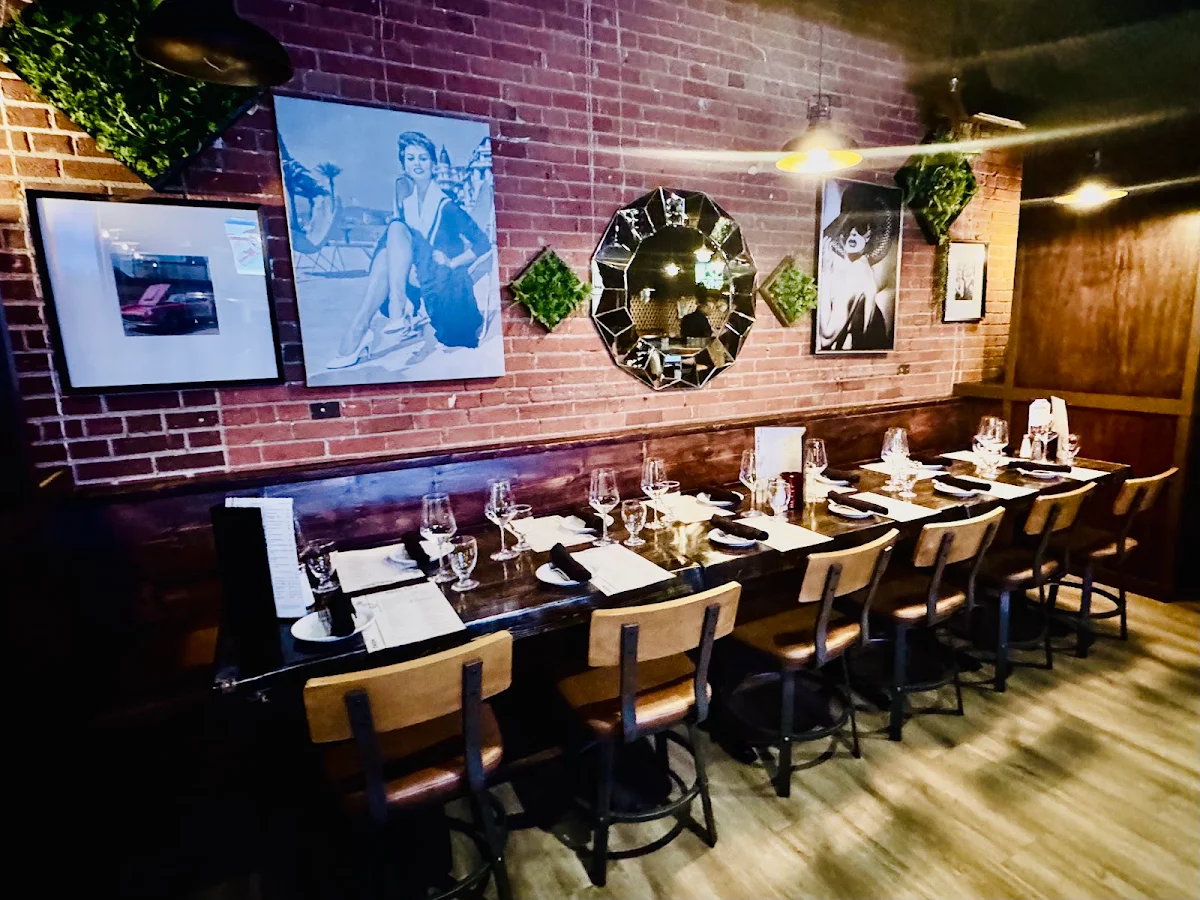 Vibe, Toscana Italian Grill on 10th