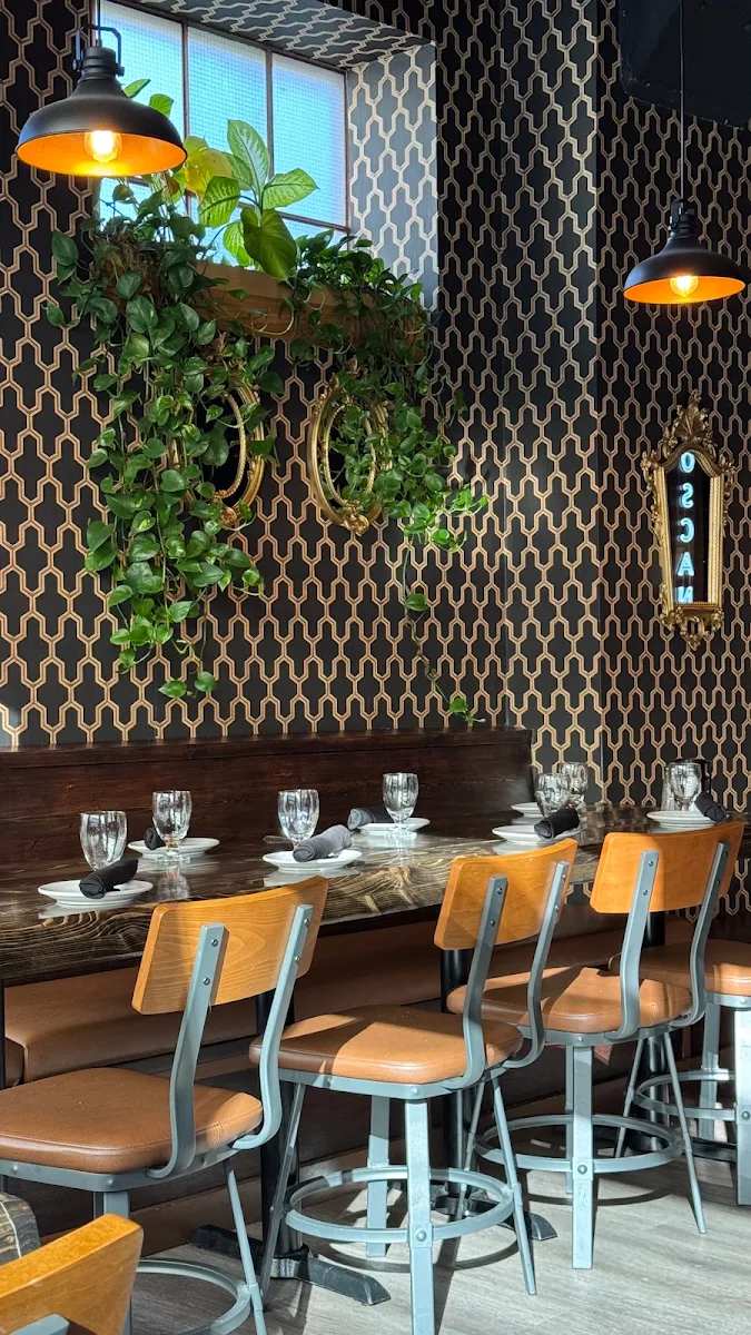 Vibe, Toscana Italian Grill on 10th