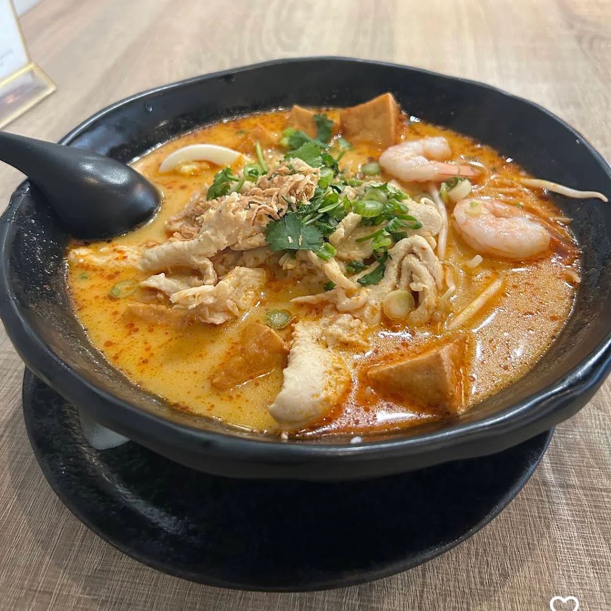 Food & drink, Basil Leaf Asian Fusion Restaurant - Highway 97 Noodle House