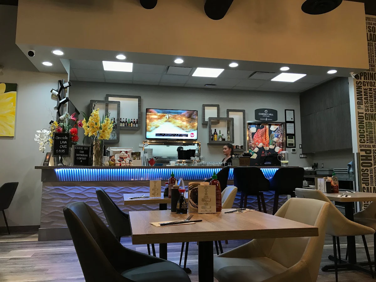 Vibe, Basil Leaf Asian Fusion Restaurant - Highway 97 Noodle House
