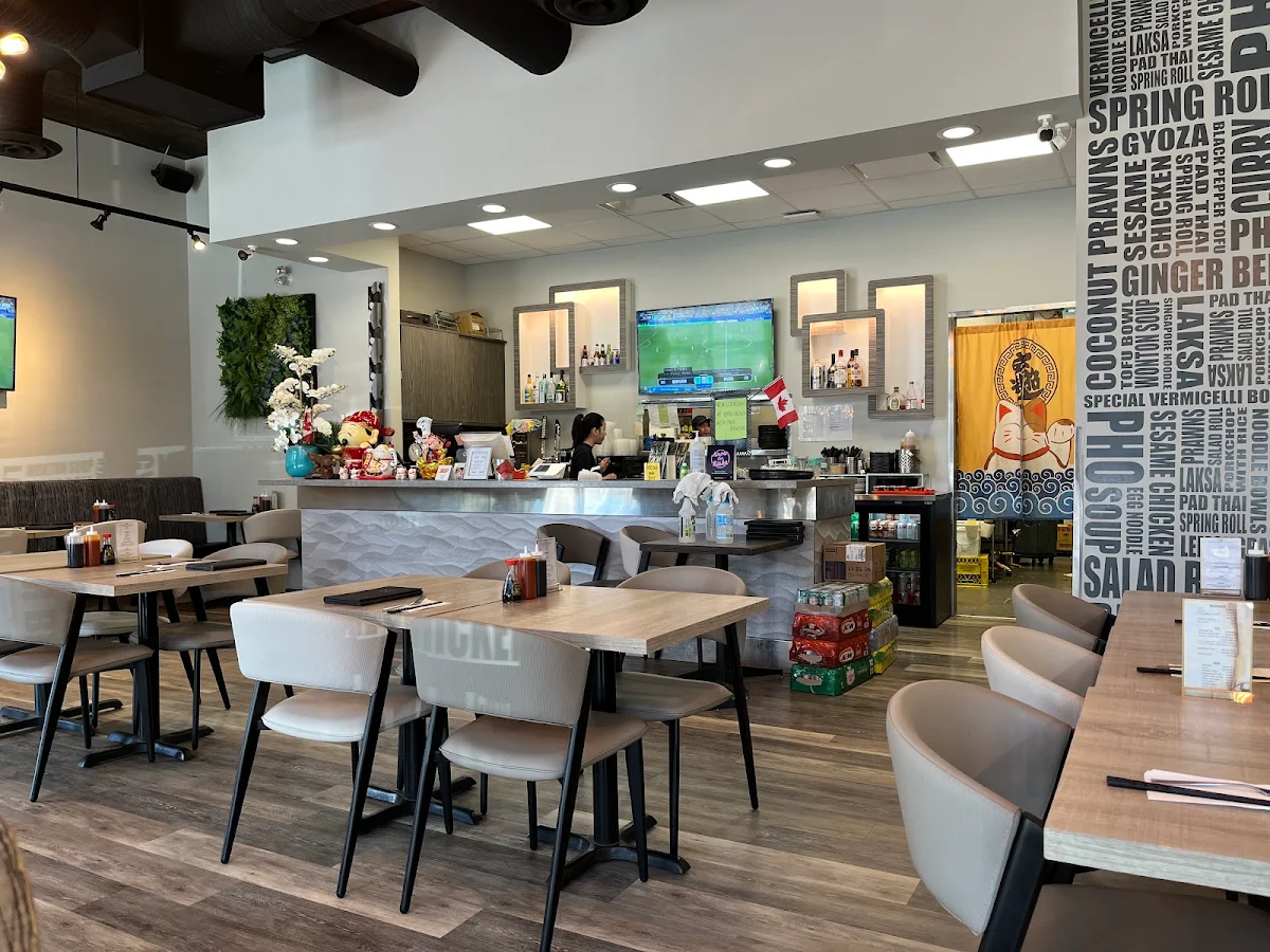 Vibe, Basil Leaf Asian Fusion Restaurant - Highway 97 Noodle House