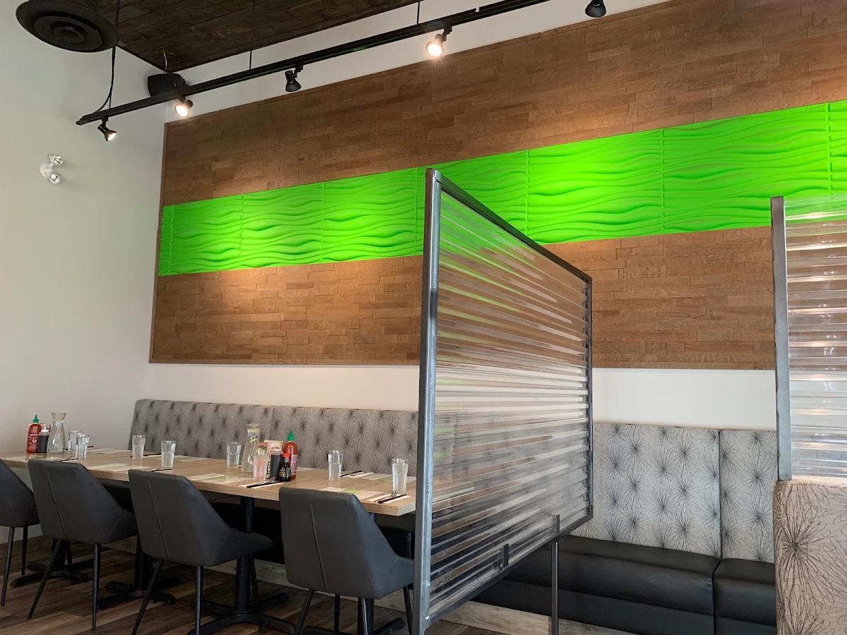 Vibe, Basil Leaf Asian Fusion Restaurant - Highway 97 Noodle House