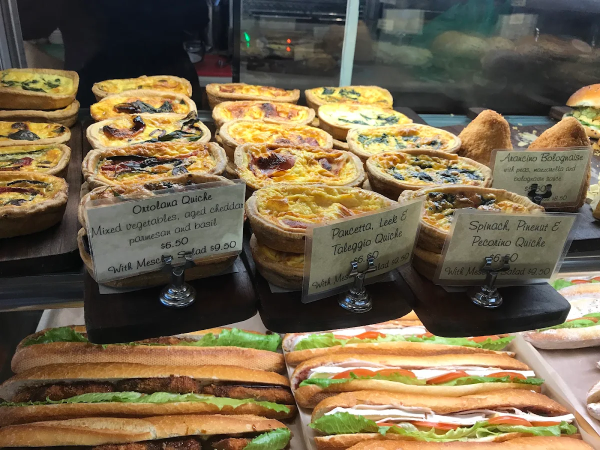 Menu, Cavallini