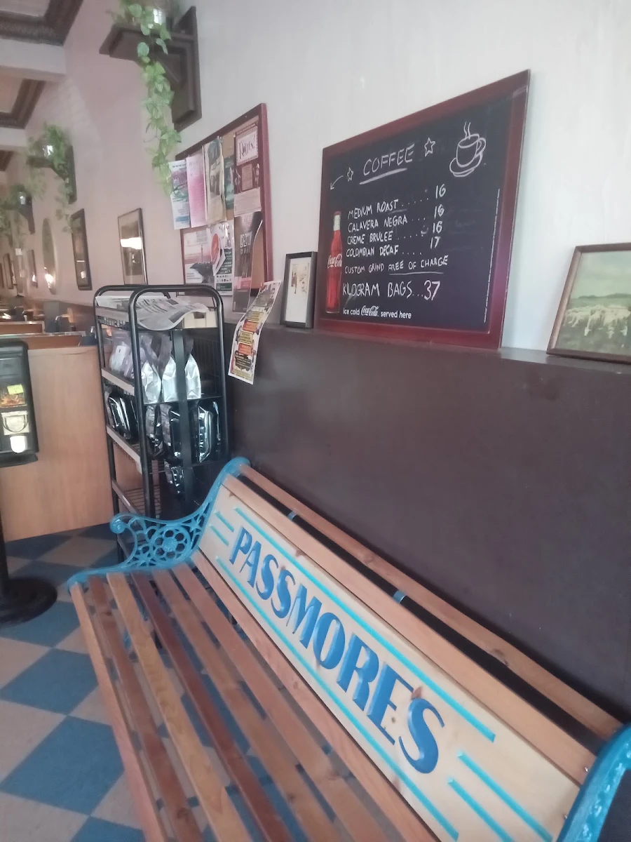 Menu, Passmores Diner
