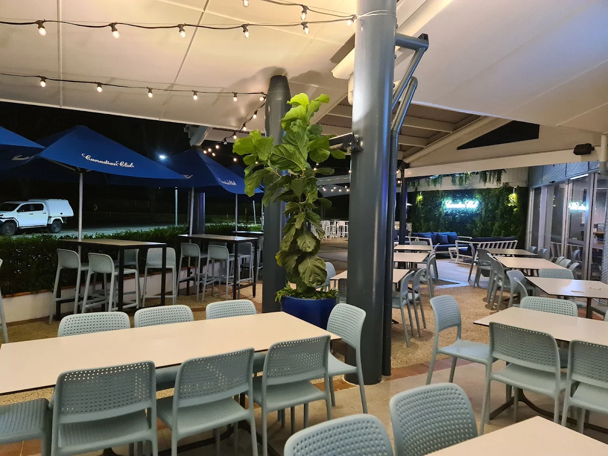 Vibe, Maroochy Bridge Hotel