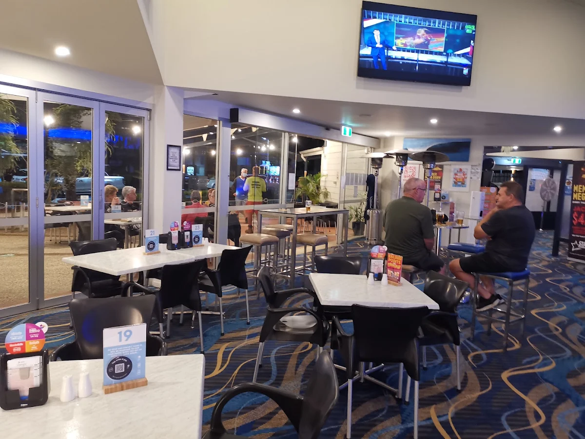 Vibe, Maroochy Bridge Hotel