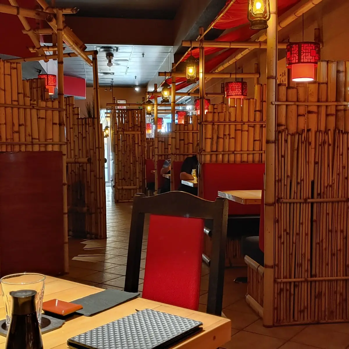 Vibe, Sushi World Restaurant