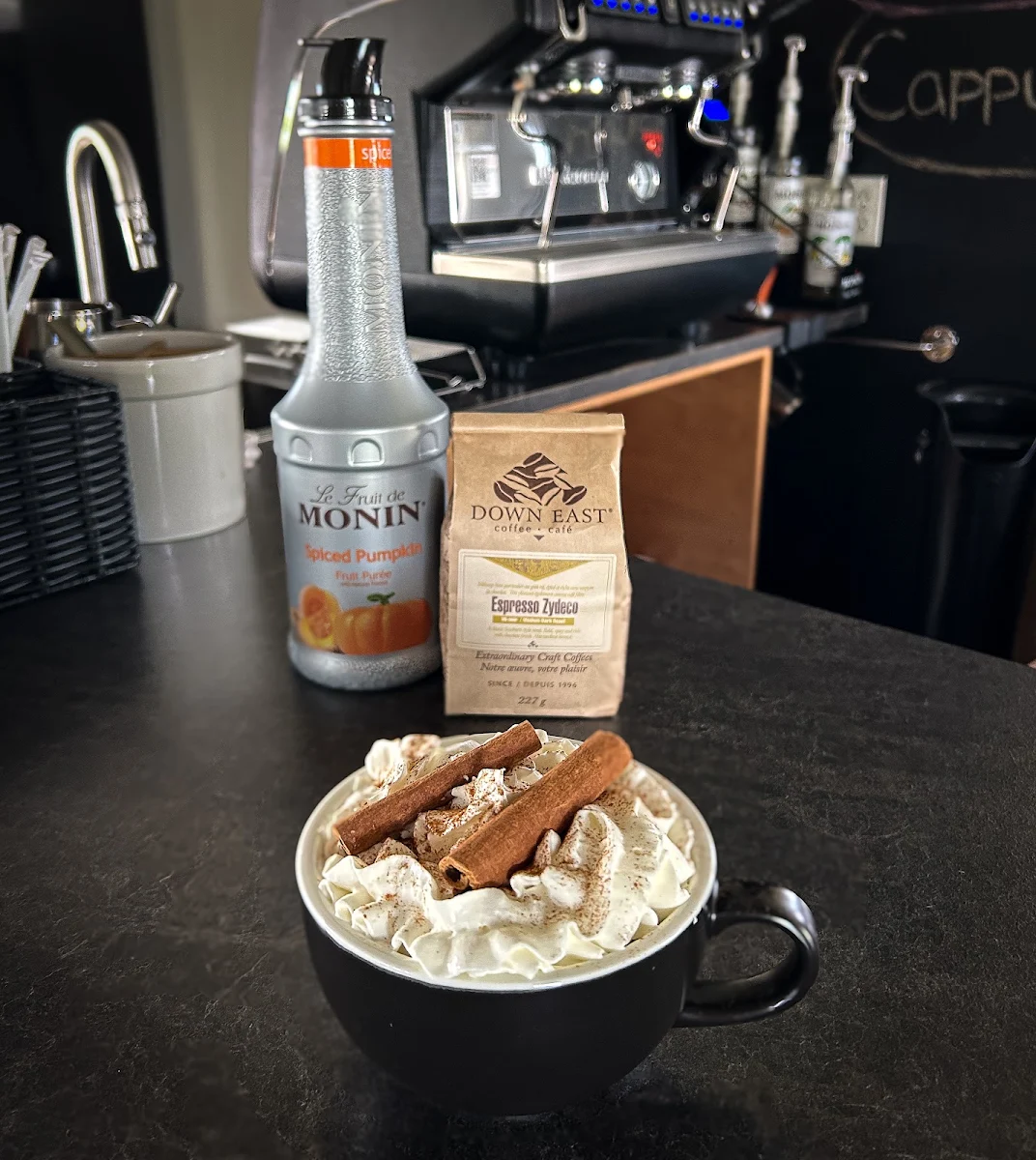 Food & drink, Bord d'la Mer Café & Bistro