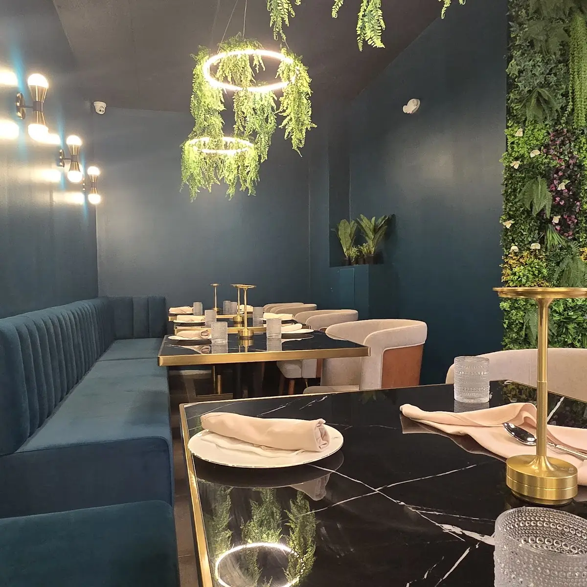 Vibe, Rutba - Modern Indian Restaurant + Bar