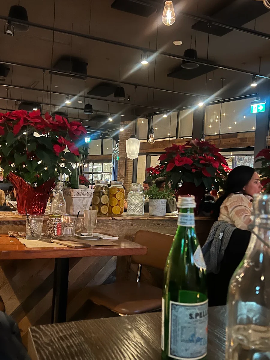 Food & drink, Scaddabush Italian Kitchen & Bar Don Mills