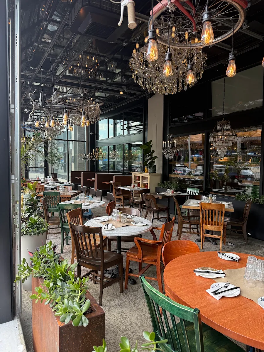 Vibe, Scaddabush Italian Kitchen & Bar Don Mills