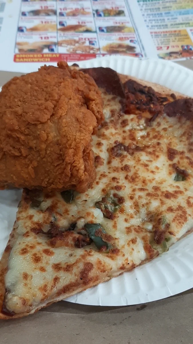 Food & drink, Pizza Saint Laurent (Halal)