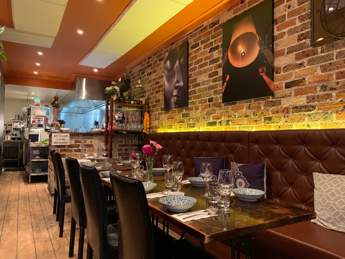 Vibe, Aura Thai Restaurant (Narrabeen)