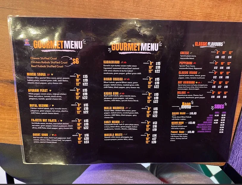 Menu, Pizza Karachi