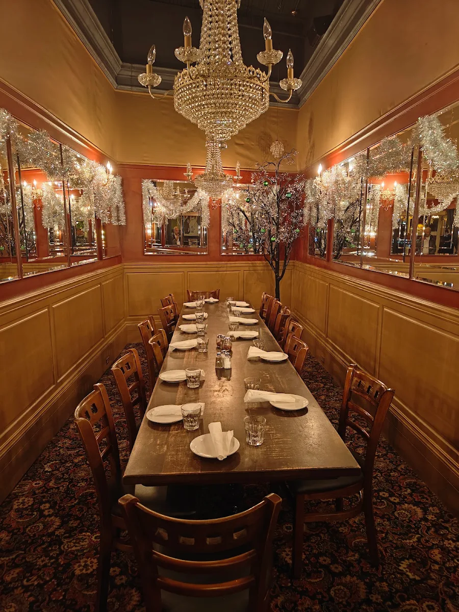 Vibe, The Old Spaghetti Factory