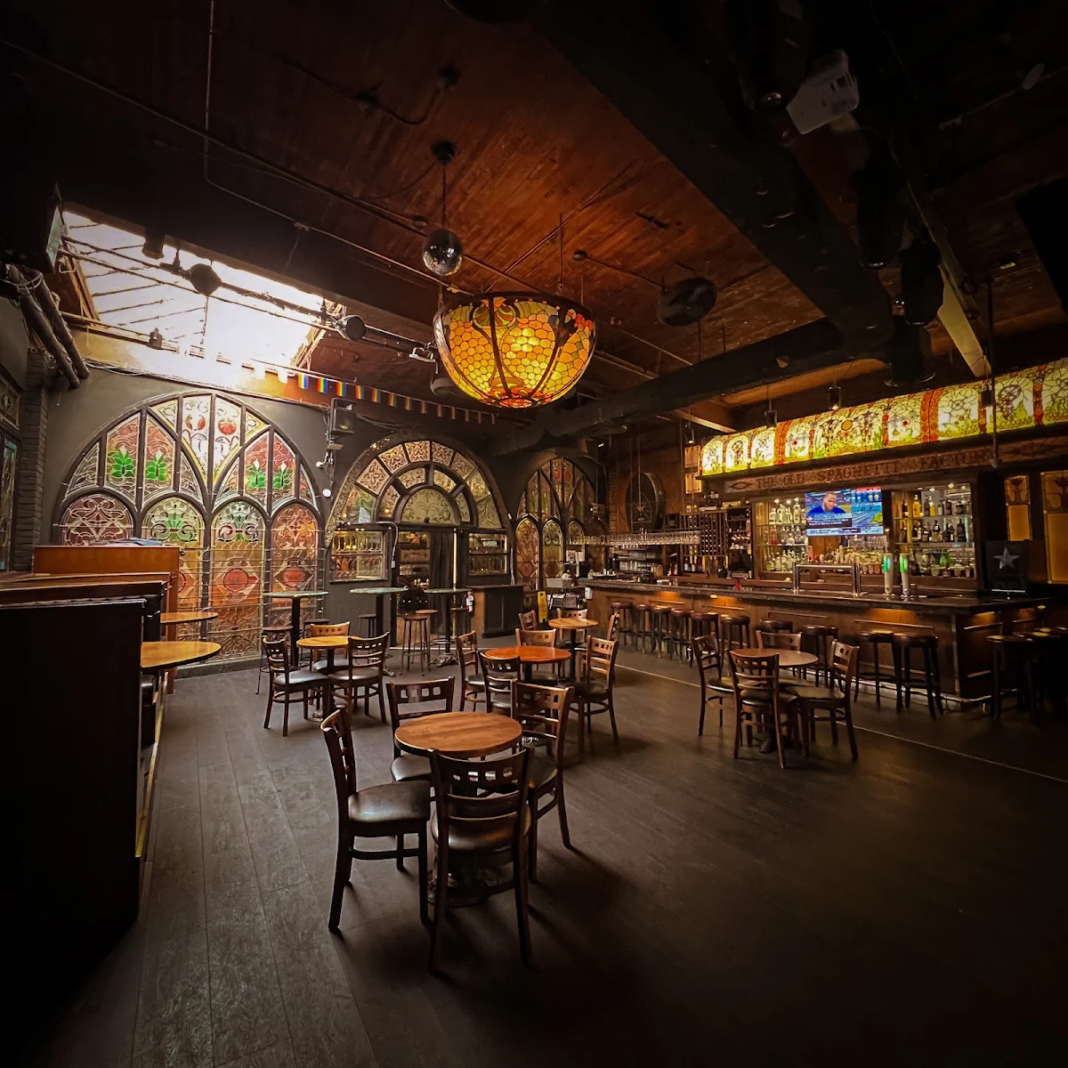 Vibe, The Old Spaghetti Factory