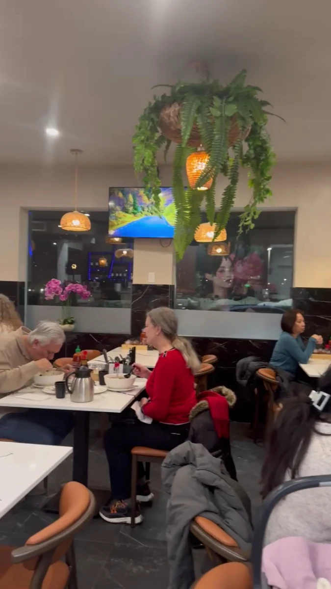 Vibe, Pho Huong