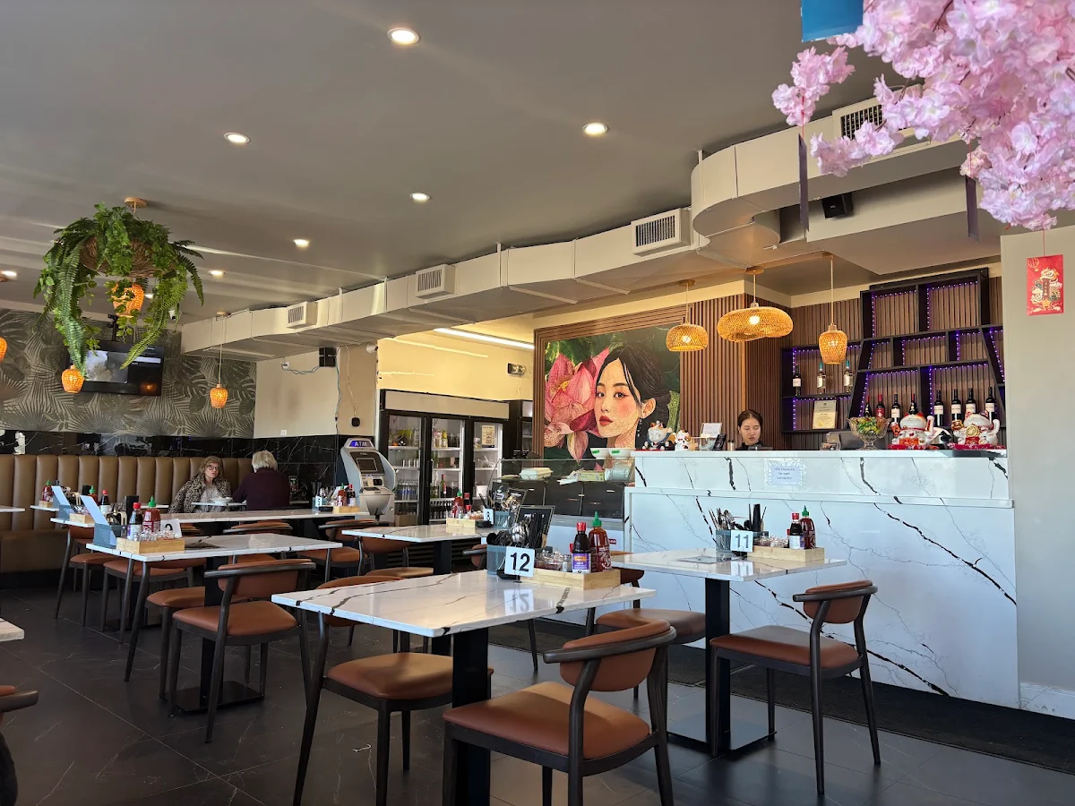 Vibe, Pho Huong