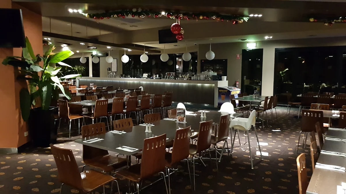 Vibe, Beretta's Langwarrin Hotel