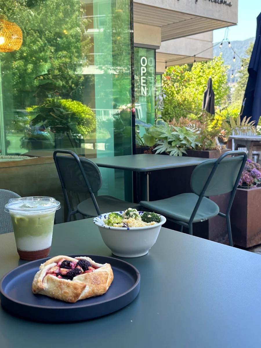 Food & drink, The Modern Pantry WestVancouver