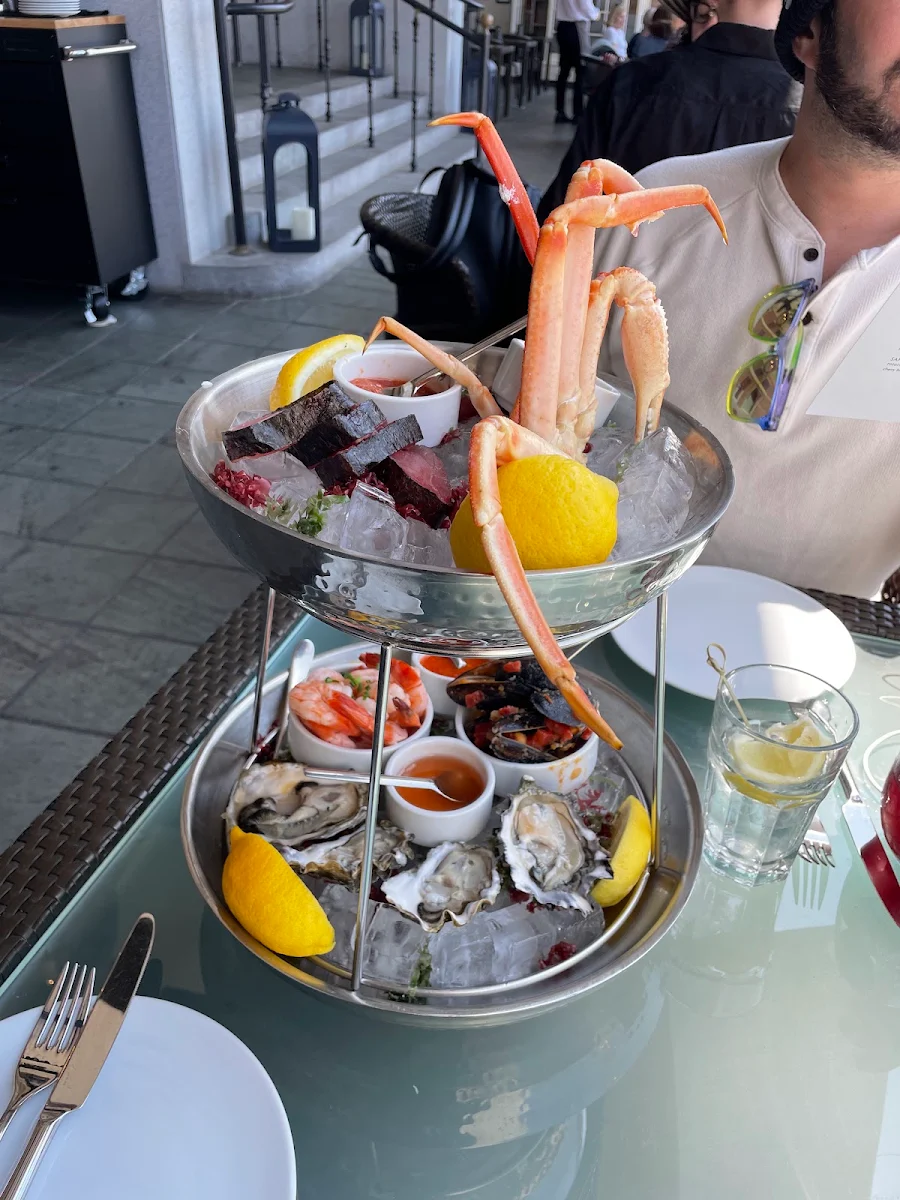 Food & drink, The Veranda