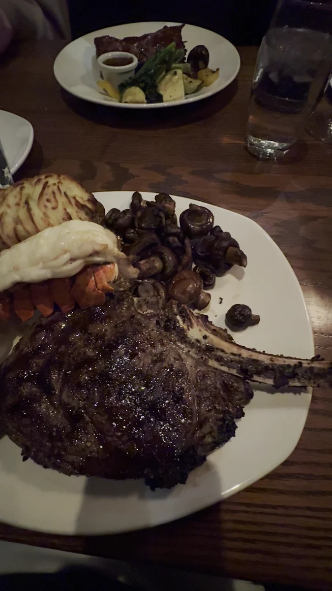 Food & drink, The Keg Steakhouse + Bar - Windsor Devonshire