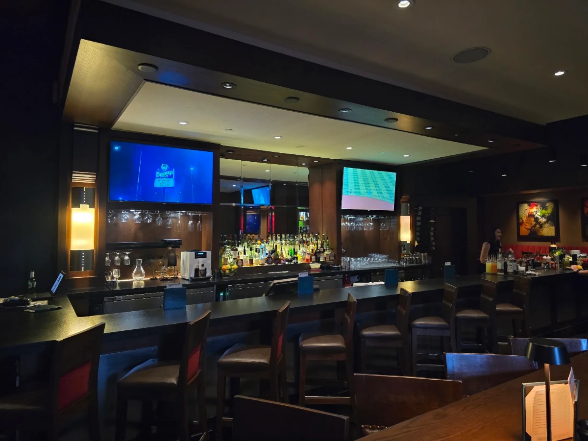Vibe, The Keg Steakhouse + Bar - Windsor Devonshire
