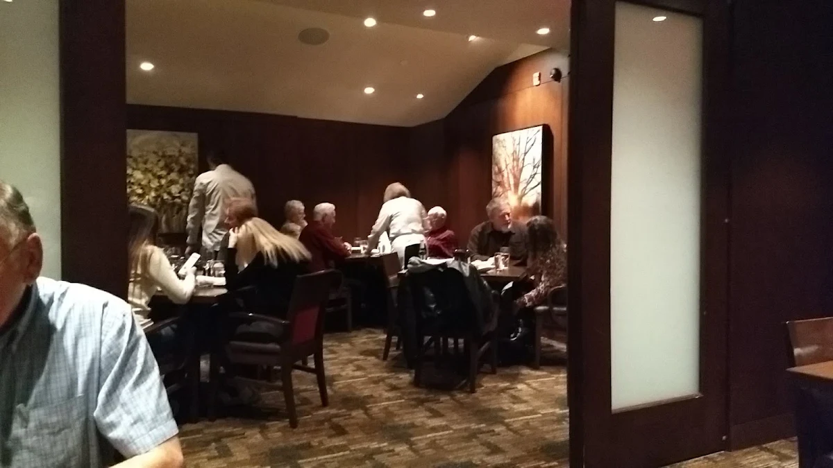Vibe, The Keg Steakhouse + Bar - Windsor Devonshire