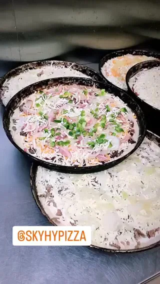 Food & drink, SkyHy Pizza & Donair