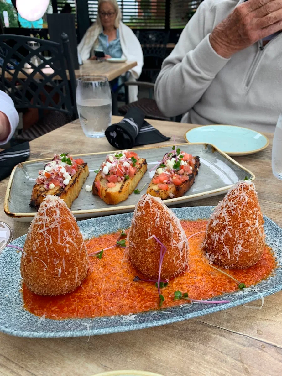Food & drink, Portside Fusion Restaurant