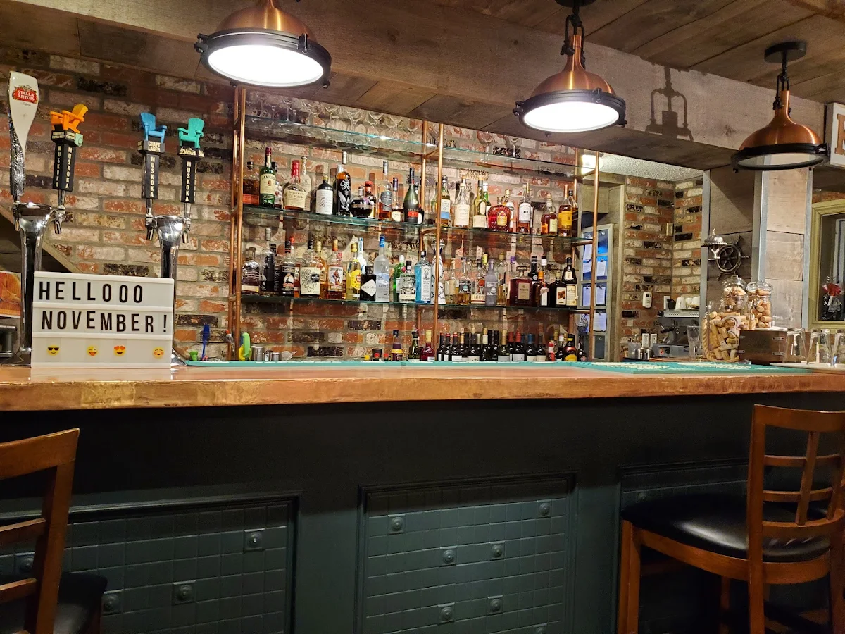 Vibe, Portside Fusion Restaurant