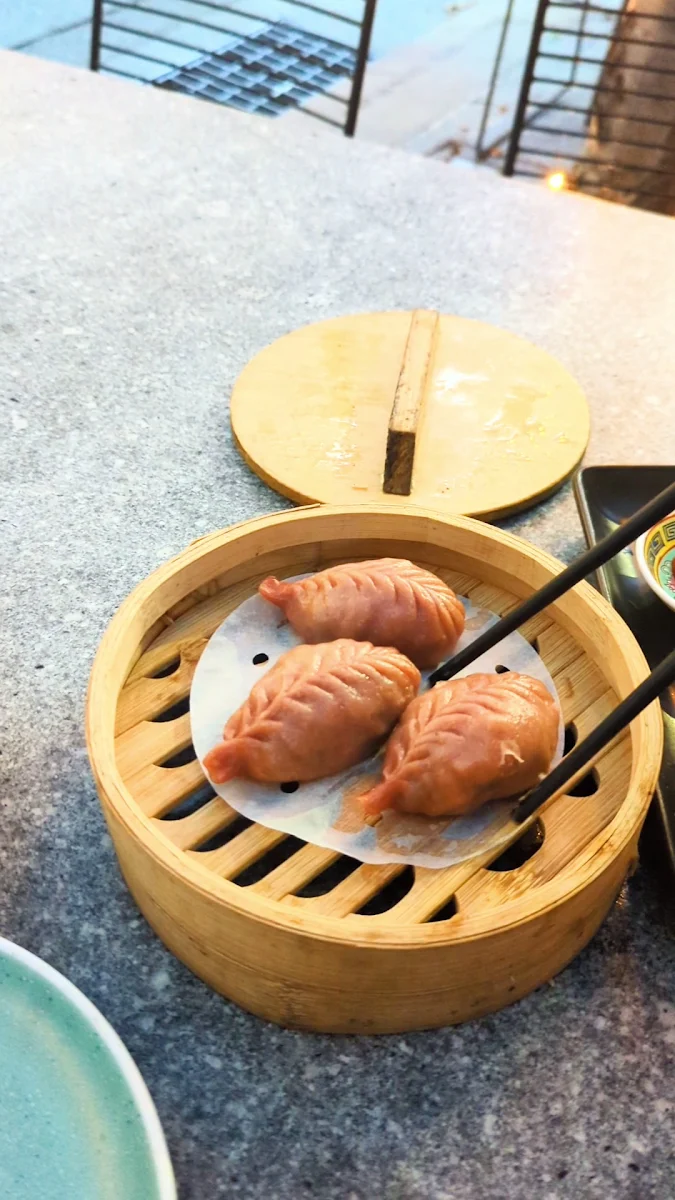 Food & drink, Tai Tai