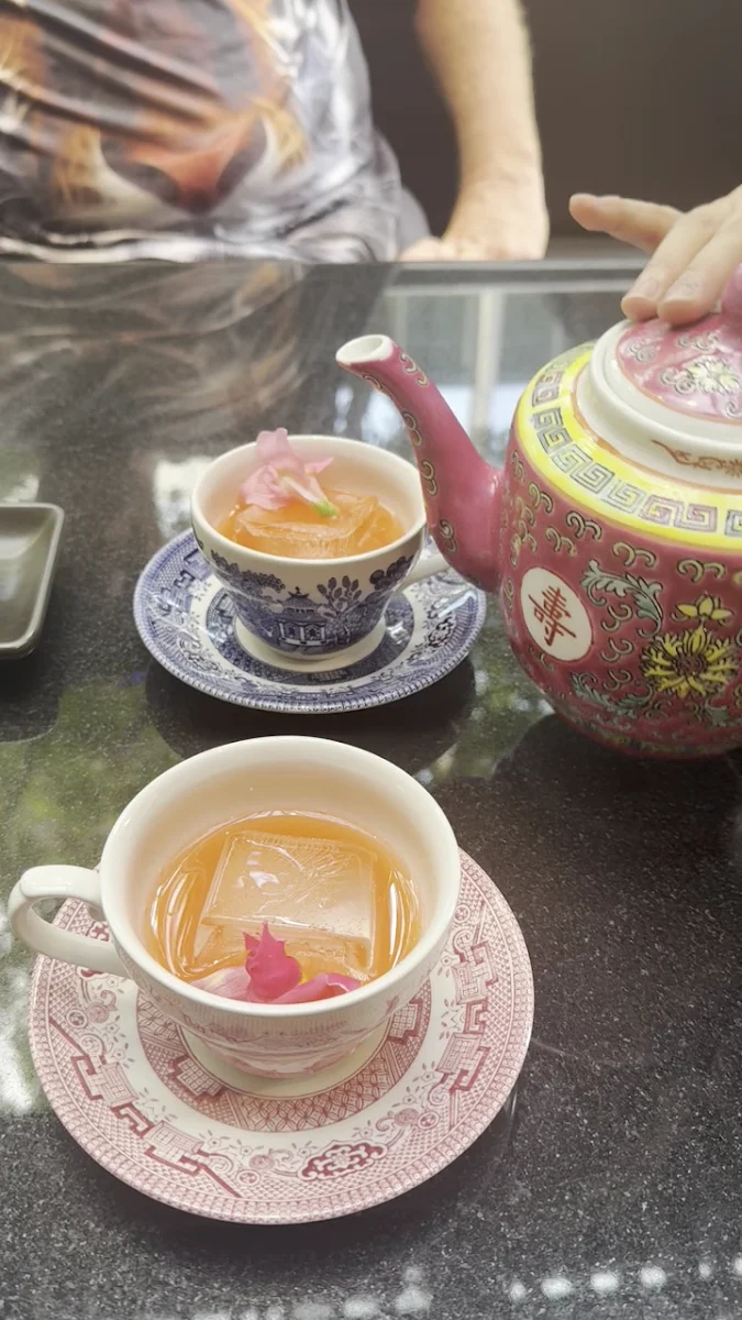 Food & drink, Tai Tai